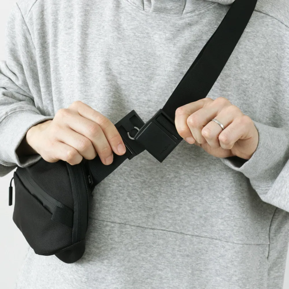 AER Shoulder Bags^/ Day Sling 3