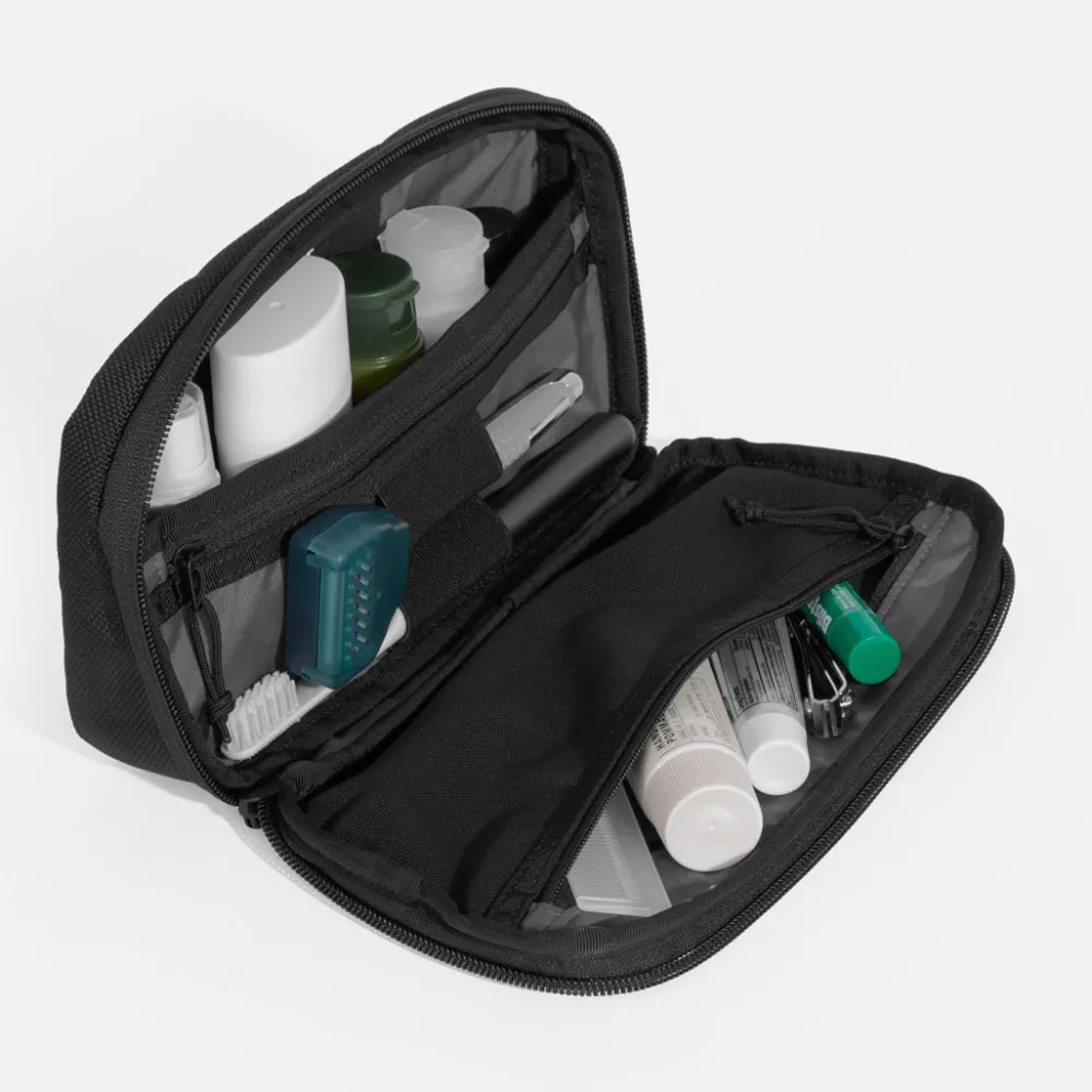 AER Other Bags^/ Dopp Kit 3 black
