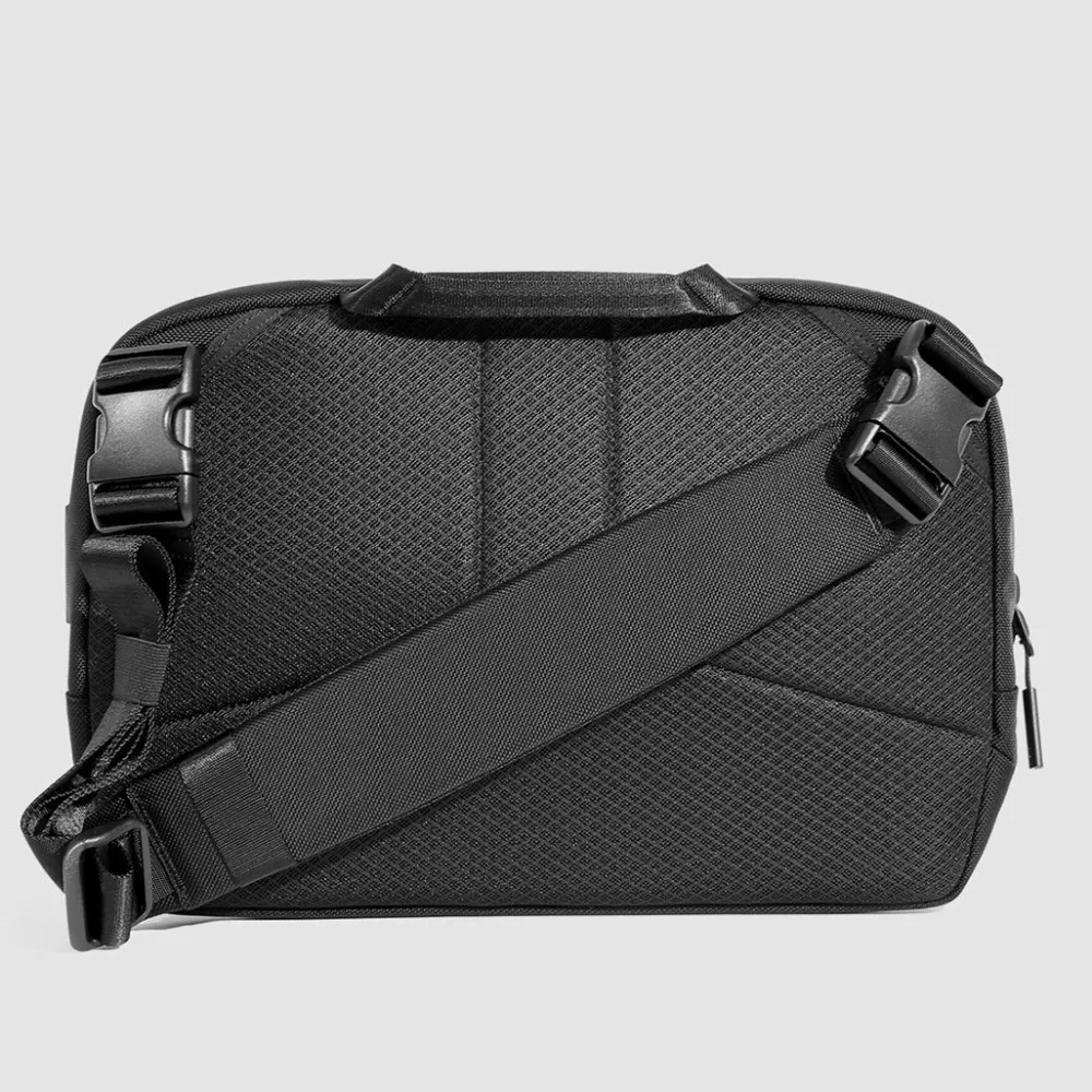AER Briefcases|Shoulder Bags^/ Tech Sling 3 black