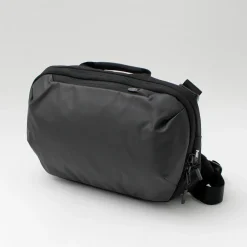 AER Briefcases|Shoulder Bags^/ Tech Sling 3 black