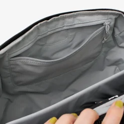 AER Briefcases|Shoulder Bags^/ Tech Sling 3 black