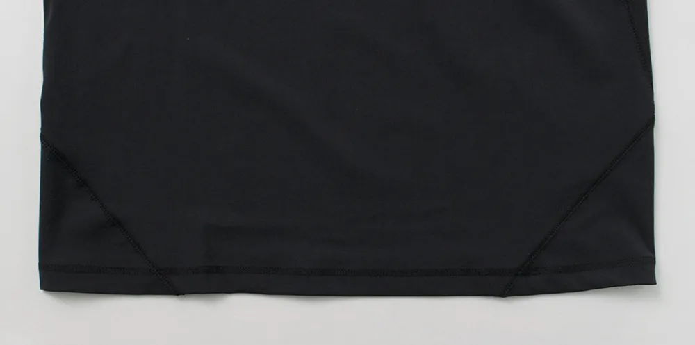 AND WANDER T-Shirts^/ Rash Guard M black