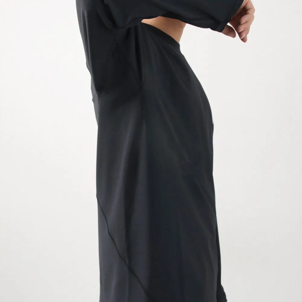 AND WANDER T-Shirts^/ Rash Guard M black