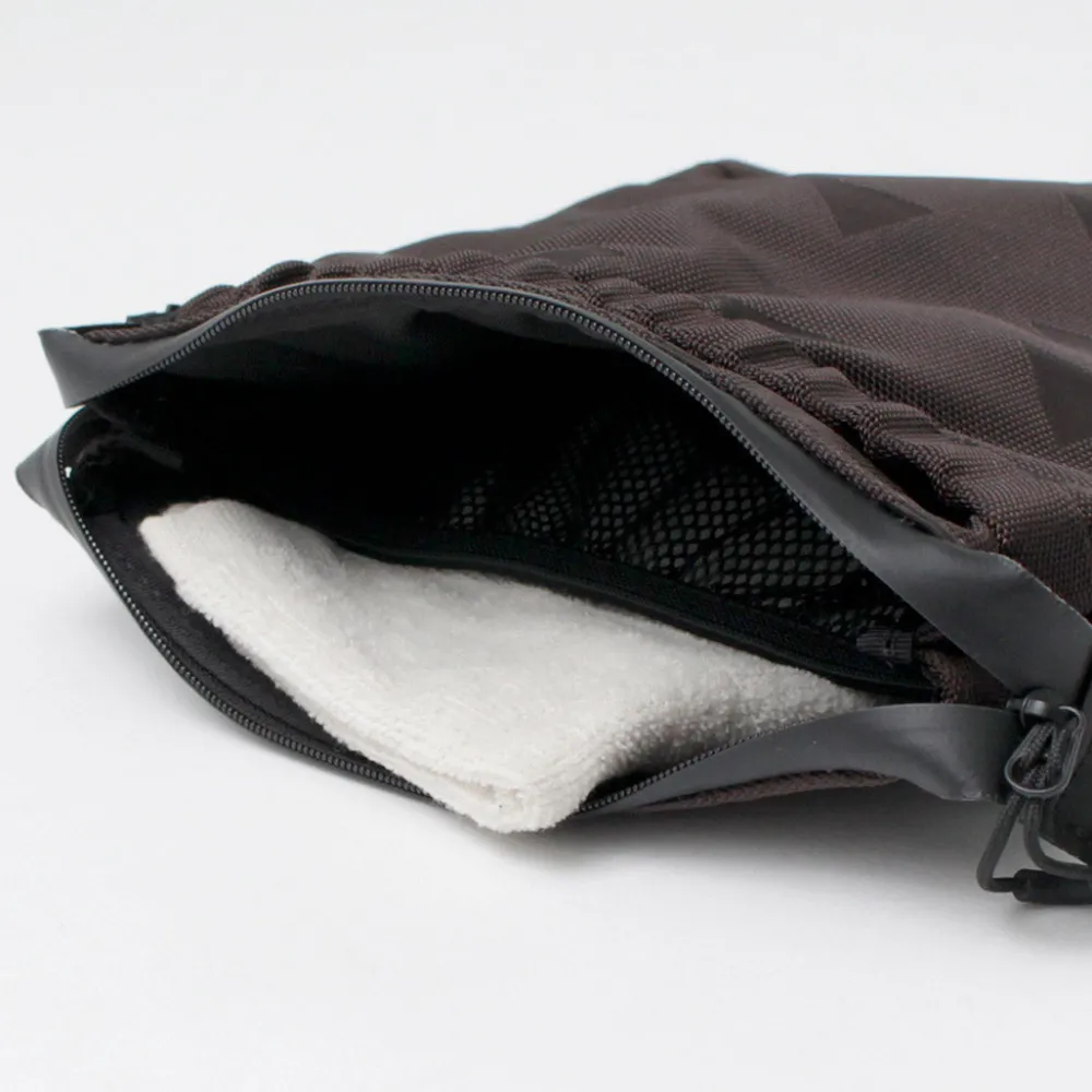 AND WANDER Shoulder Bags^/ Triangle Jacquard Sakosh