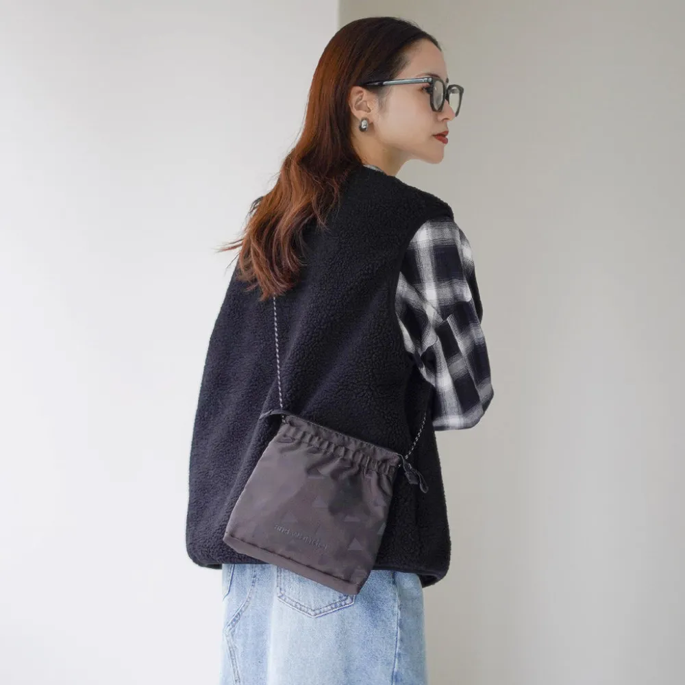 AND WANDER Shoulder Bags^/ Triangle Jacquard Sakosh