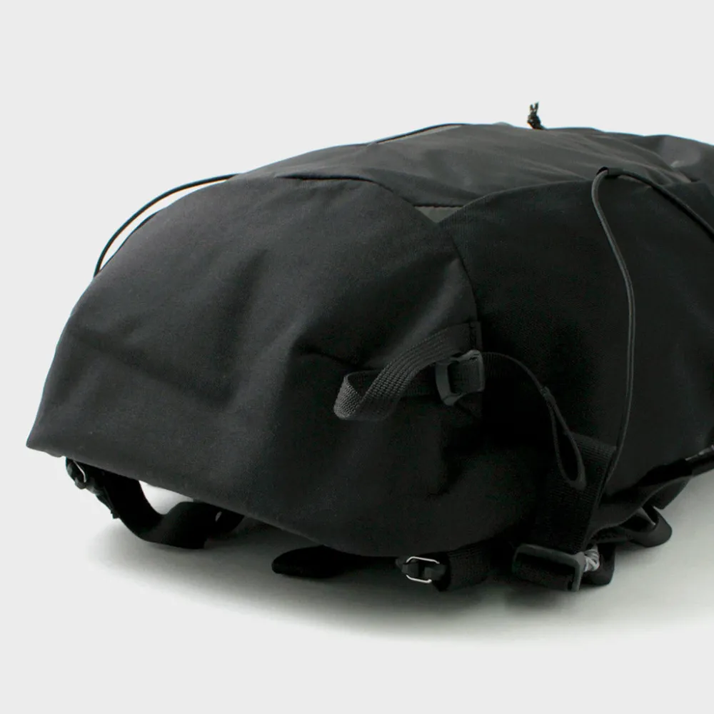 BACH Backpacks^/ Shield 20