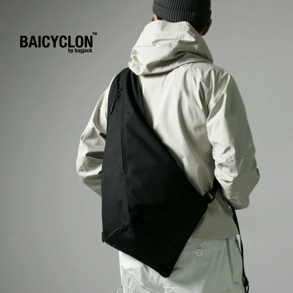 BAICYCLON BY BAGJACK Shoulder Bags^/ BCL-73 Triangle One Strap Bag black