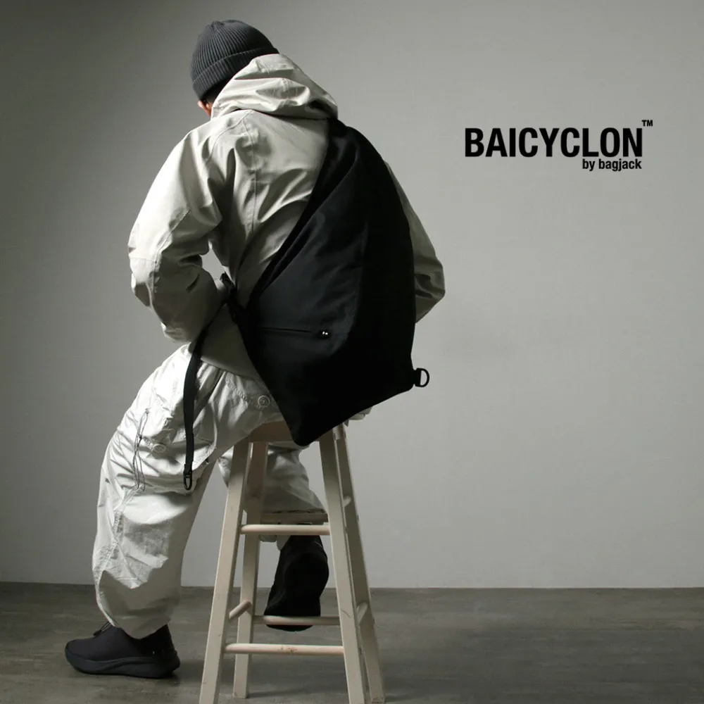 BAICYCLON BY BAGJACK Shoulder Bags^/ BCL-73 Triangle One Strap Bag black