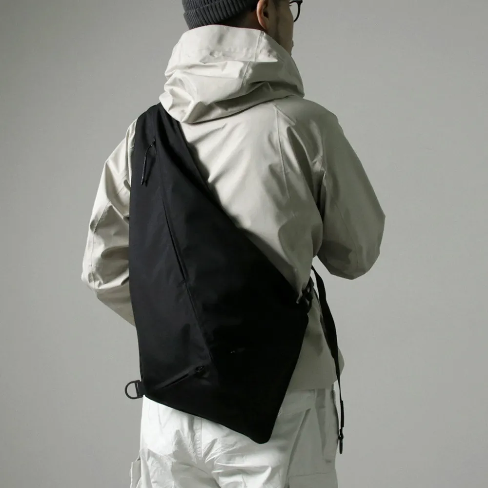 BAICYCLON BY BAGJACK Shoulder Bags^/ BCL-73 Triangle One Strap Bag black