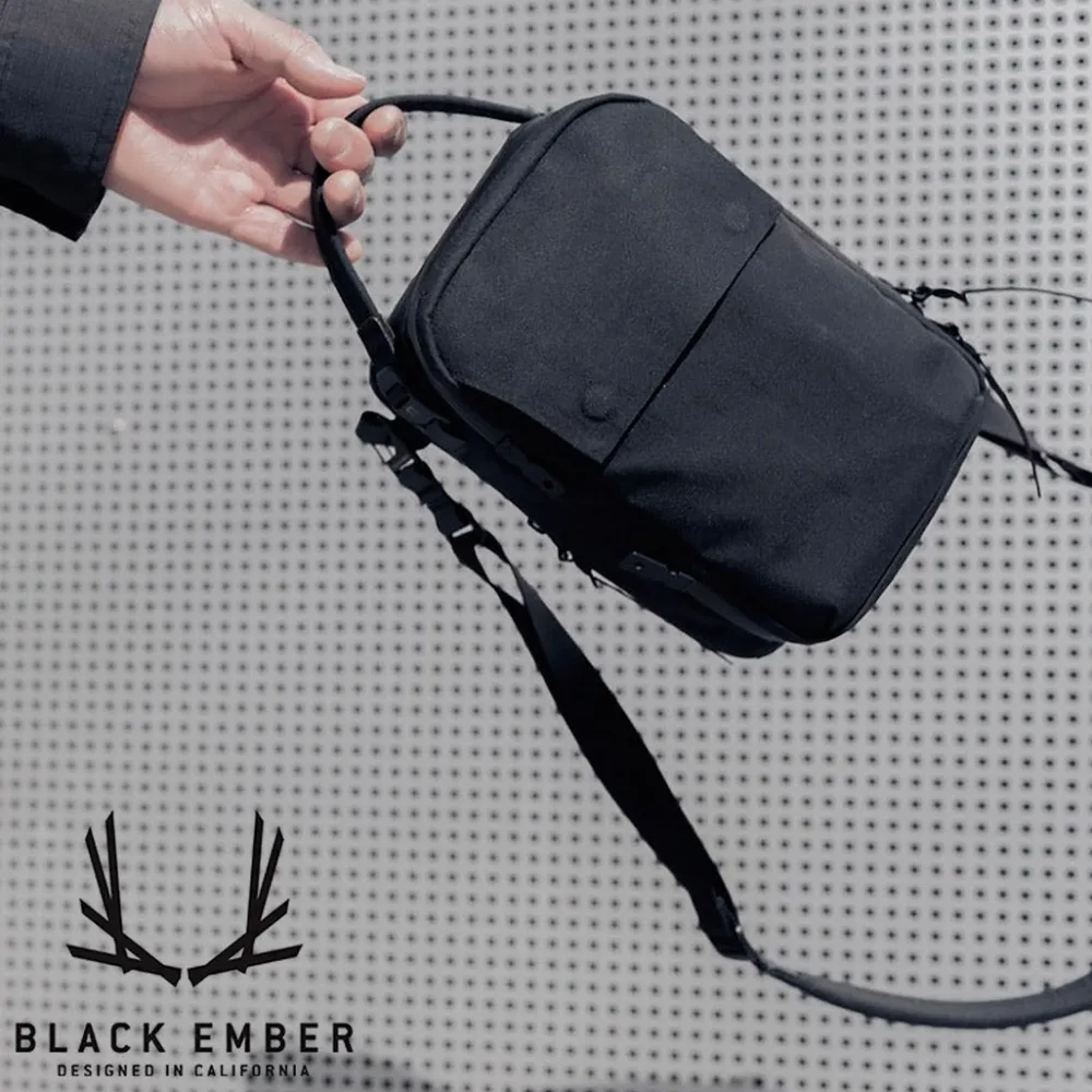 BLACK EMBER Shoulder Bags^/ KOMPAK black