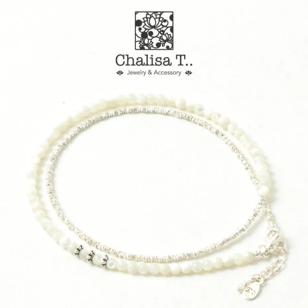 CHALISA T.. Anklets^/ Round Shell Wrap Anklet/Karen Silver Flat Beads white