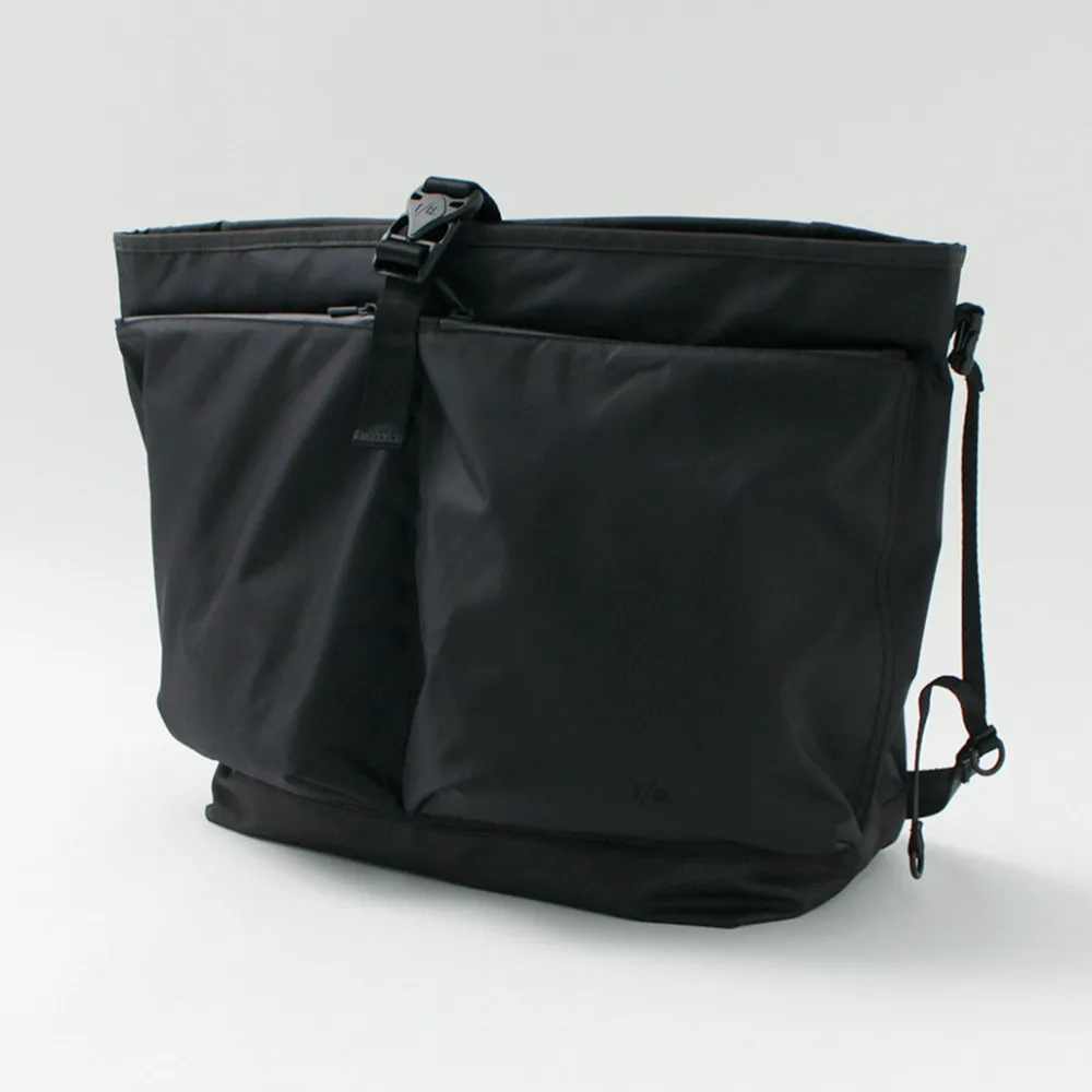 F/CE. Shoulder Bags^F/CE. / Lightweight courier shoulder bag