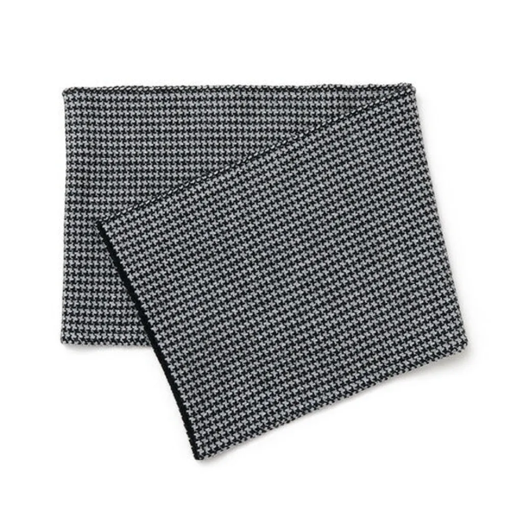 GILBERT WILSON OF HA Scarfs^/ Staggered Check Merino Wool Snood