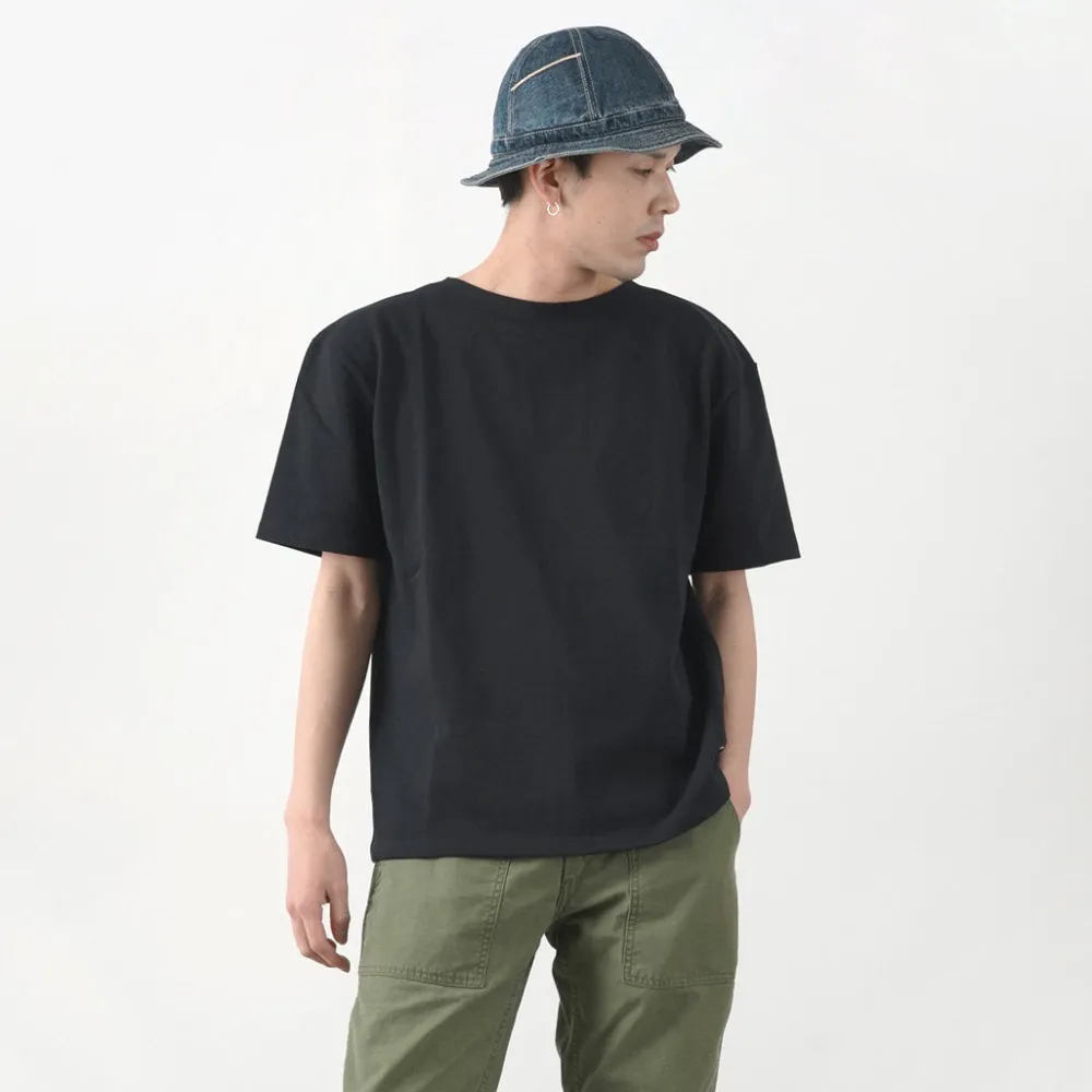 GLACON T-Shirts^/ Solid colour Boat neck Big shirt