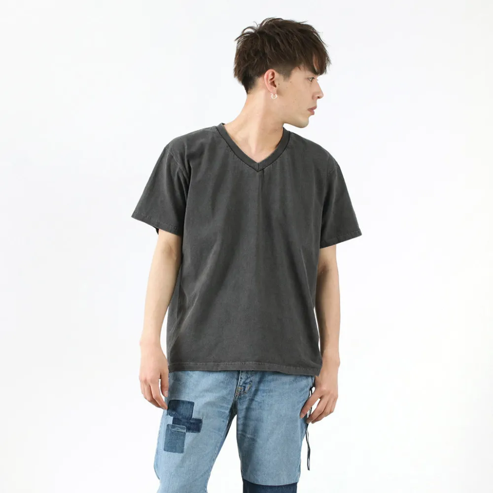 GOOD ON T-Shirts^/ Short sleeve V-neck T-shirt