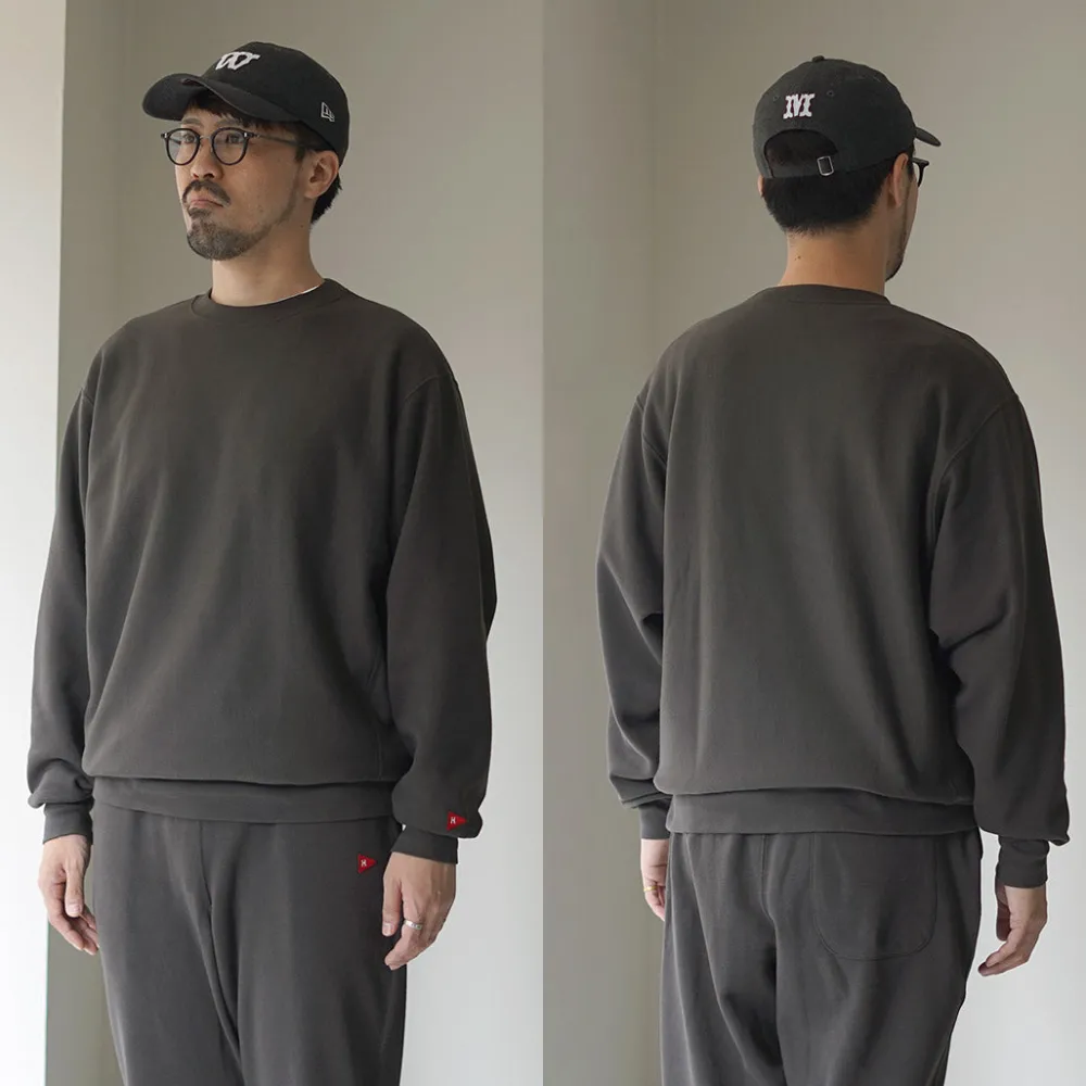 HEALTHKNIT Sweatshirts^/ Room Setup Sweatshirt