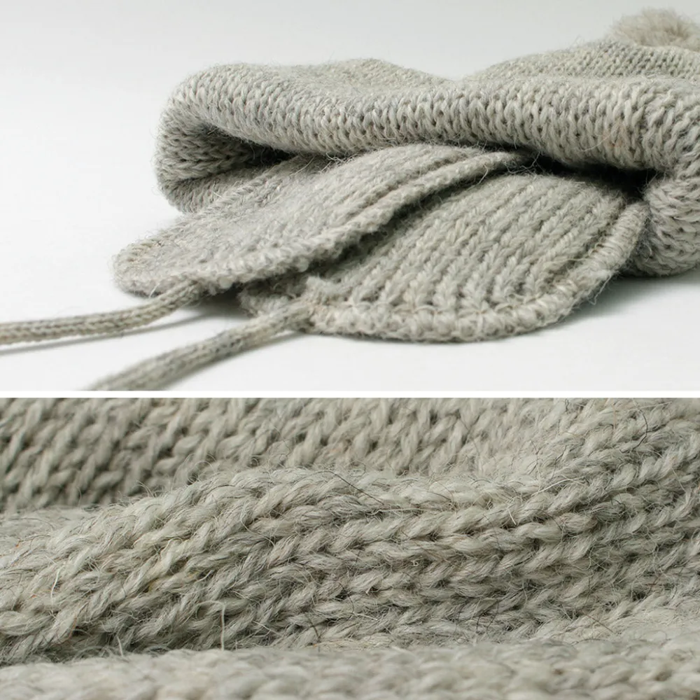 HIGHLAND 2000 Hats^/ 3G Solid Bobcap Double Ear Cover and Pom Pom and Chin Rope (20cm)