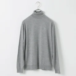 JOHN SMEDLEY Knits^/ Merino Wool 30 Gauge Turtleneck Knit MODERN FIT
