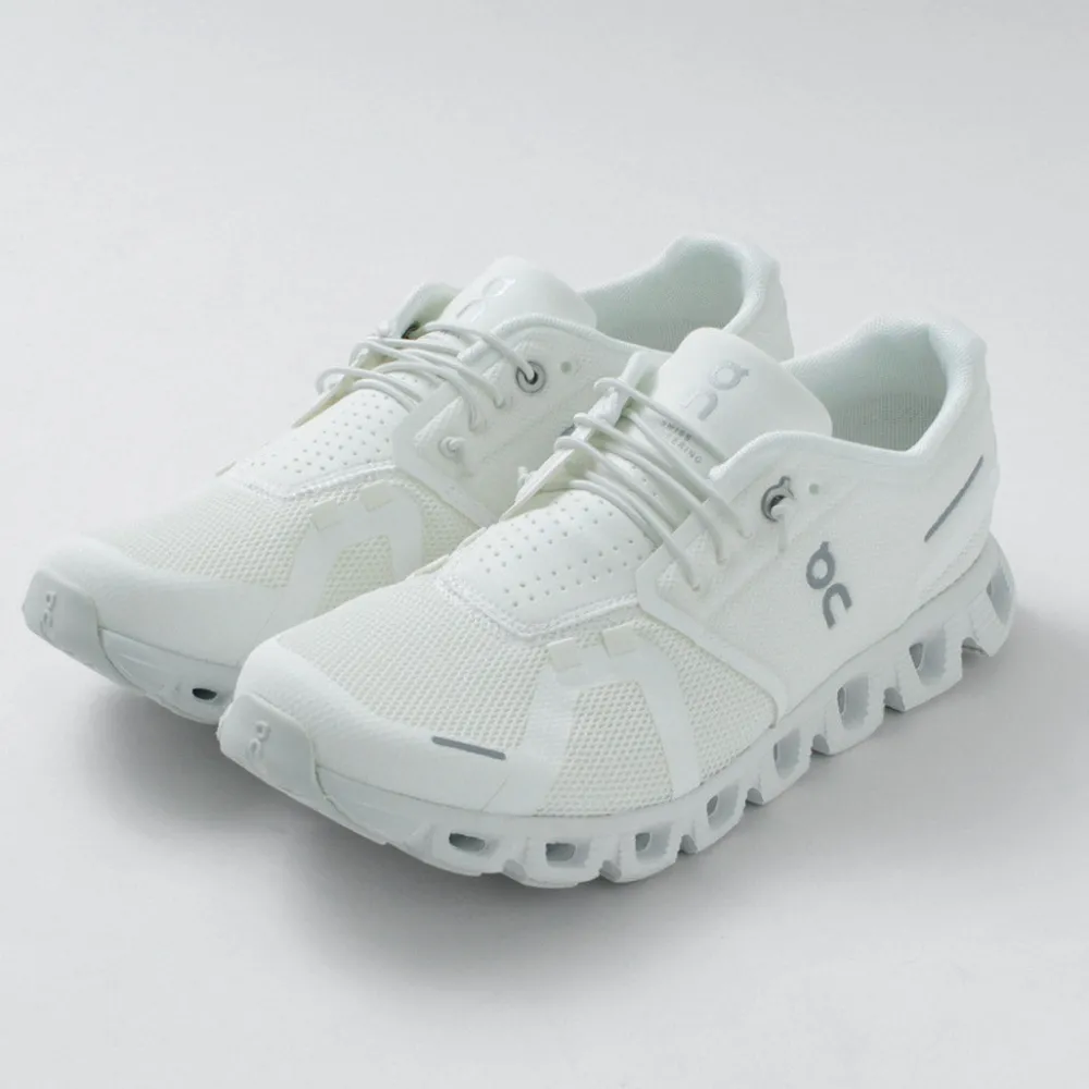 ON Sneakers^/ Cloud 5