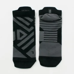 ON Socks^/ Performance Low Socks