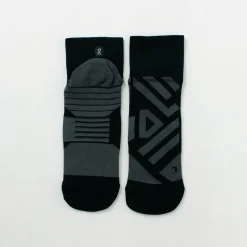 ON Socks^/ Performance Mid Socks