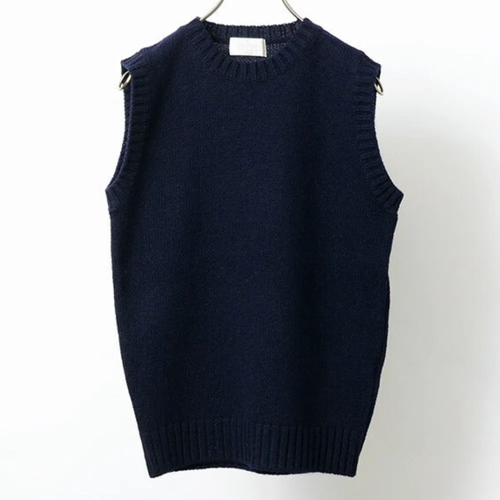 SOGLIA Knits^/ LANDNOAH British Wool Crew Neck Knitted Vest